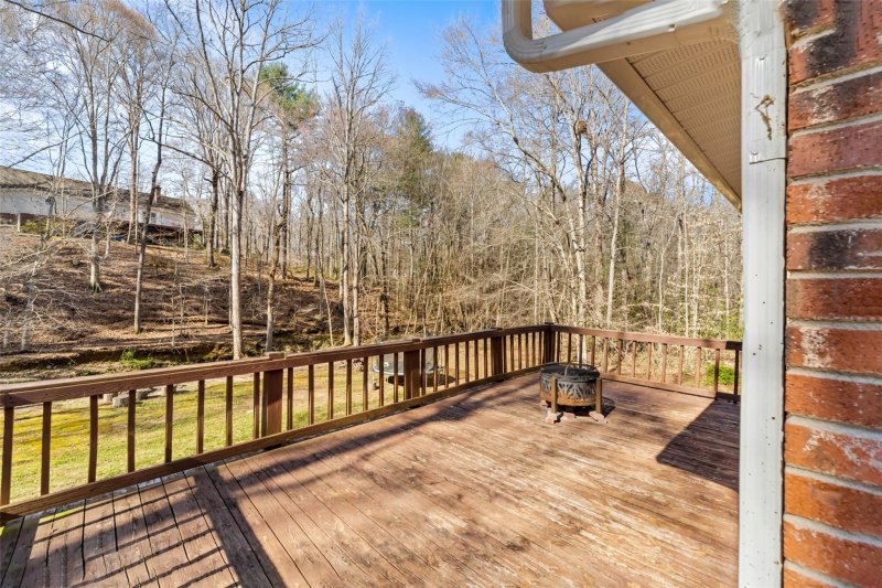 Property image 4 at 3914 22nd Street, Hickory, NC 28601