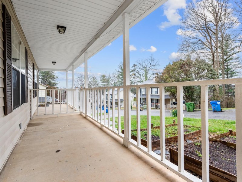 Property image 3 at 137 Rocking Porch Ridge, Asheville, NC 28805