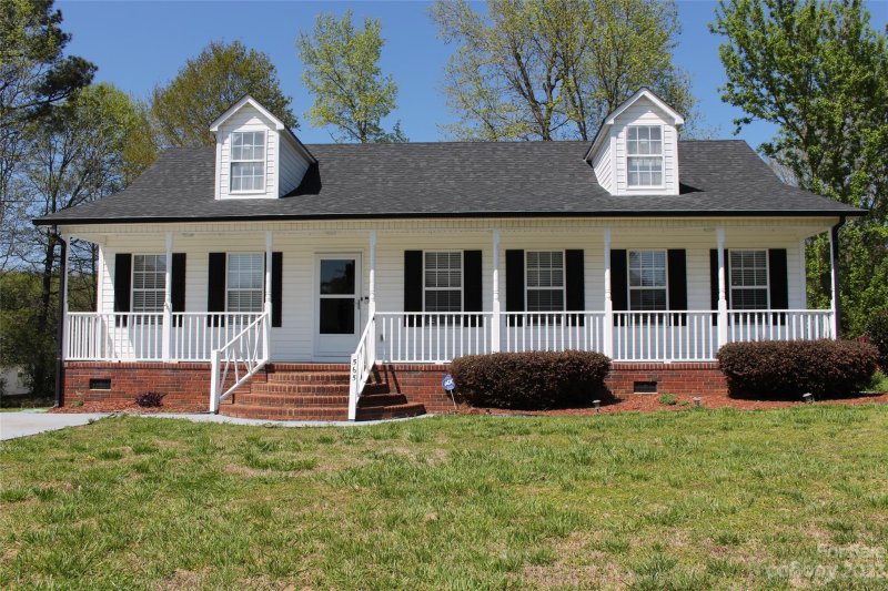 Property image 2 at 565 Strathclyde Way, Rock Hill, SC 29730