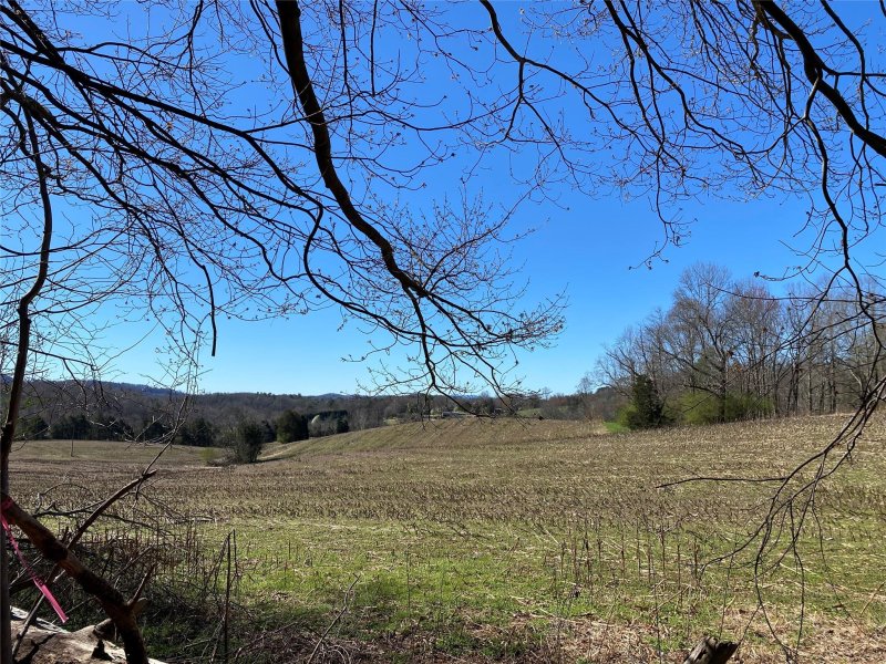 Property image 5 at 2085 Piper Ridge Drive, Lenoir, NC 28645