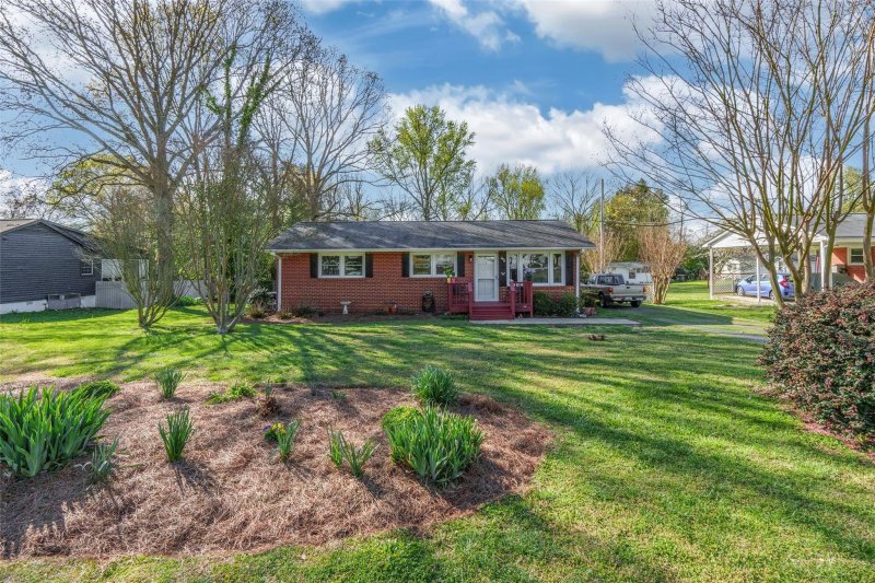 Property image 2 at 2426 Oakwood Circle, Rock Hill, SC 29732