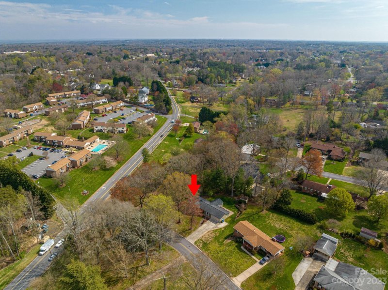 Property image 5 at 2020 12th Street, Hickory, NC 28601