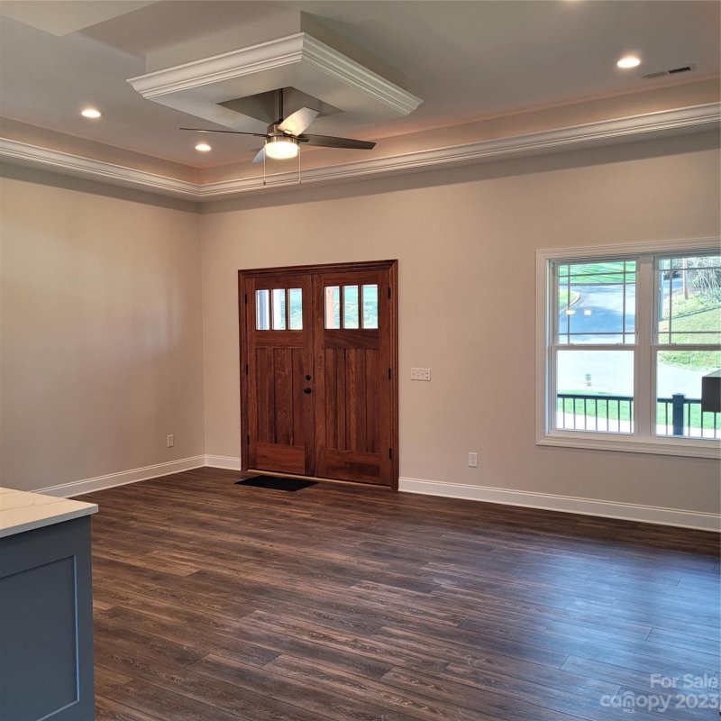 Property image 2 at 4808 1st Street, Hickory, NC 28601