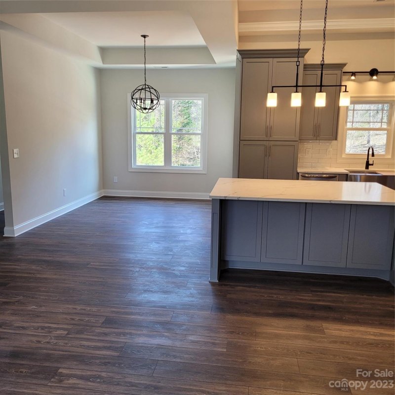 Property image 4 at 4808 1st Street, Hickory, NC 28601