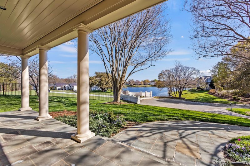 Property image 5 at 8710 Lake Challis Lane, Charlotte, NC 28226