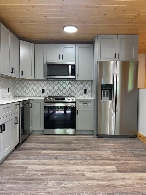 Property image 3 at 140 Laurel Drive, Elk Park, NC 28622