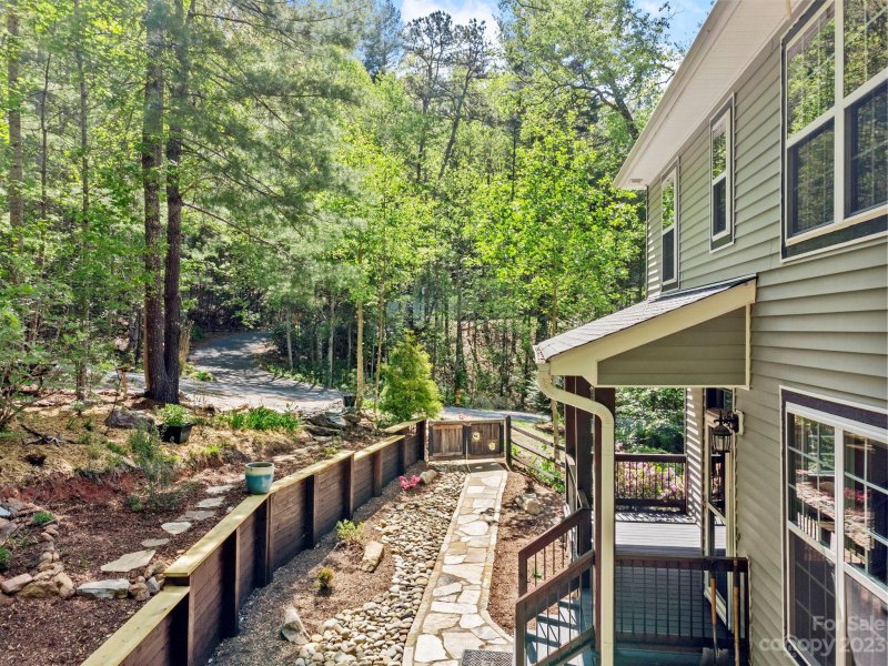 Property image 3 at 511 Lafayette Avenue, Asheville, NC 28805