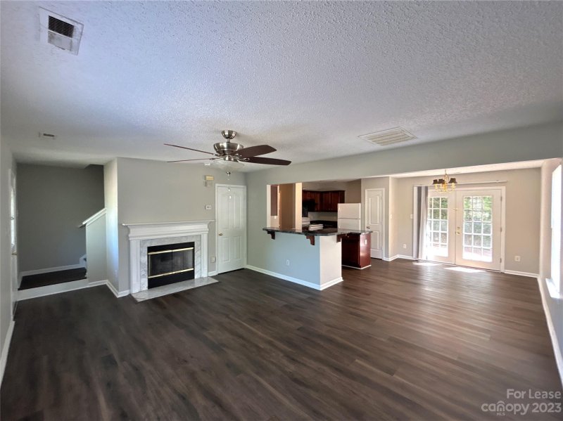 Property image 2 at 1601 Elk Creek Court, Charlotte, NC 28214