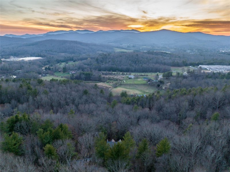 Property image 3 at 207 Branch Road, Spruce Pine, NC 28777