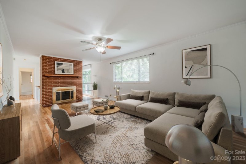 Property image 2 at 1029 Sewickley Drive, Charlotte, NC 28209