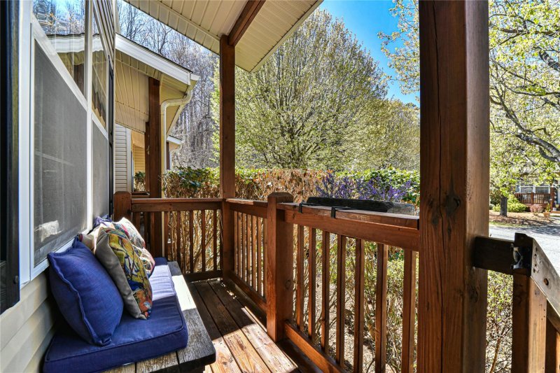 Property image 2 at 206 Pembrook Road, Swannanoa, NC 28778