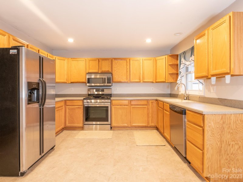 Property image 4 at 1115 Brigadoon Court, Concord, NC 28025