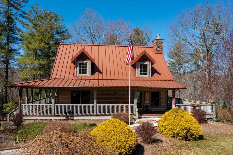 Property image 3 at 79 Pack Drive, Spruce Pine, NC 28777