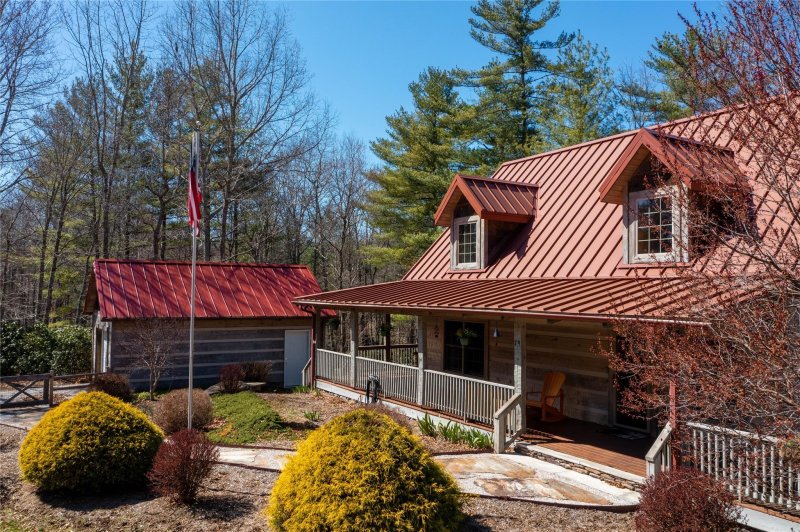 Property image 4 at 79 Pack Drive, Spruce Pine, NC 28777