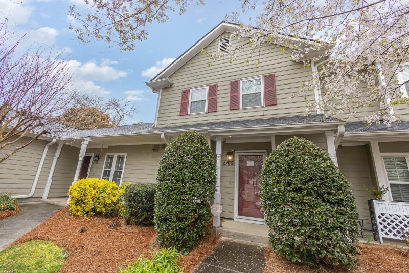 Property image 3 at 2705 New Hamlin Way, Charlotte, NC 28210