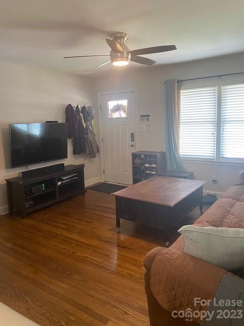 Property image 3 at 320 Mattoon Street, Charlotte, NC 28216