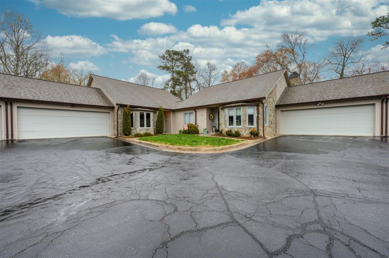 Property image 4 at 603 29th Avenue, Hickory, NC 28601