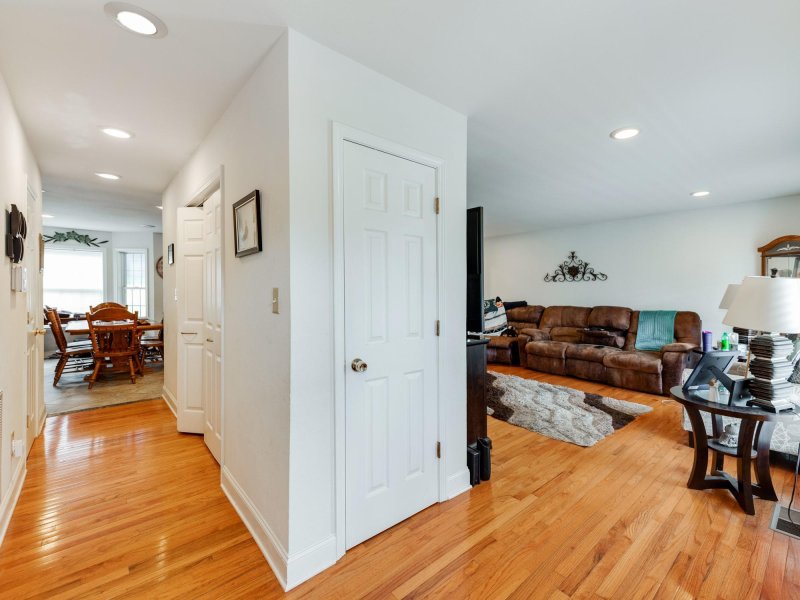 Property image 5 at 722 Cove Road, Gastonia, NC 28052