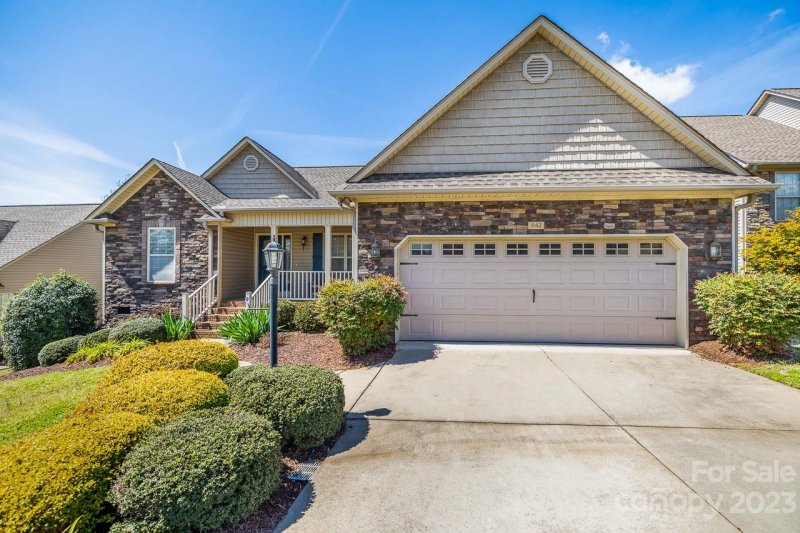 Property image 3 at 842 Affirmed Drive, Boiling Springs, SC 29316