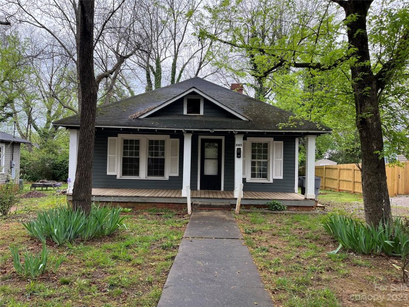 Property image 2 at 405 Skyland Avenue, Charlotte, NC 28205