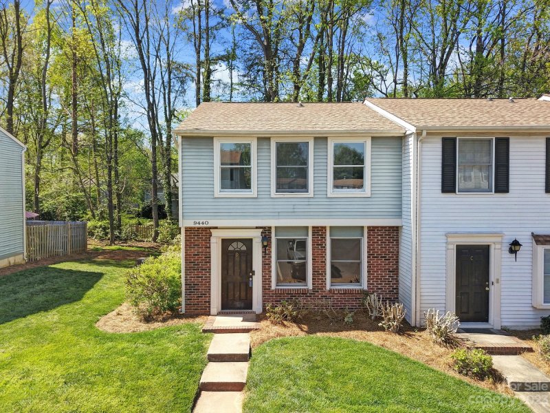 9440 Lexington Circle