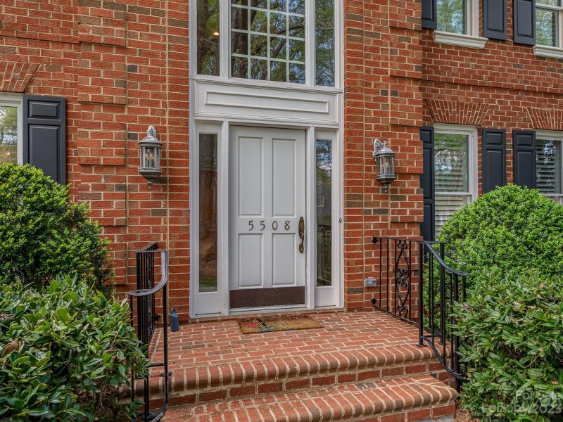 Property image 2 at 5508 Colony Road, Charlotte, NC 28226