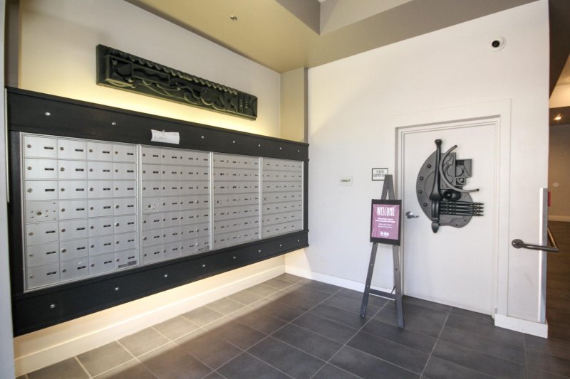 Property image 4 at 2125 Southend Drive, Charlotte, NC 28203