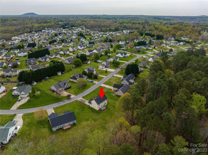 Property image 2 at 223 Summey Barker Drive, Dallas, NC 28034