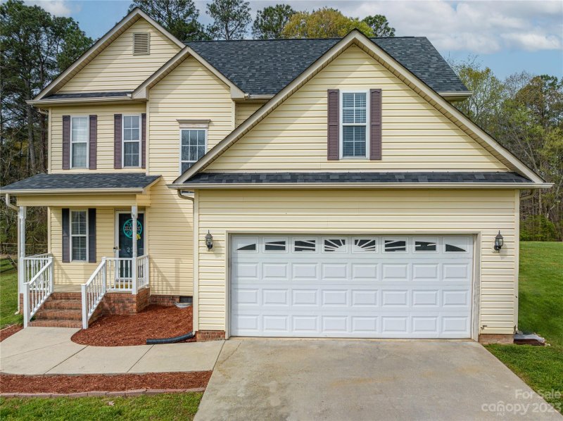 Property image 3 at 223 Summey Barker Drive, Dallas, NC 28034