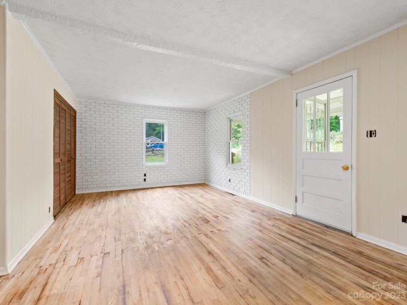 Property image 4 at 44 Cherokee Road, Asheville, NC 28806