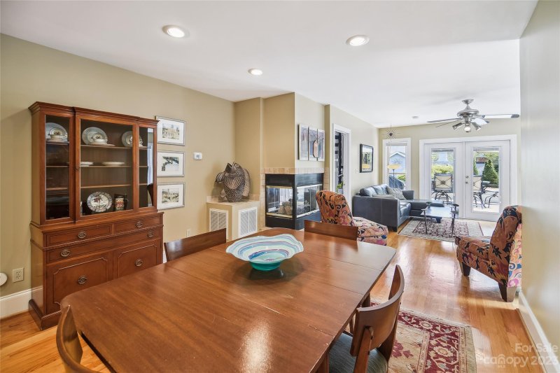 Property image 4 at 1636 Morningside Drive, Charlotte, NC 28205