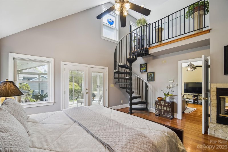 Property image 5 at 1636 Morningside Drive, Charlotte, NC 28205