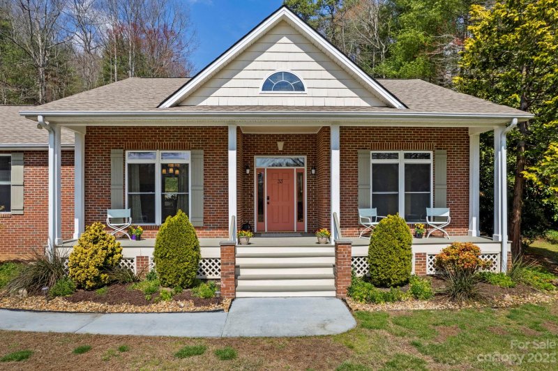 Property image 2 at 33 W Fairway Drive, Etowah, NC 28729