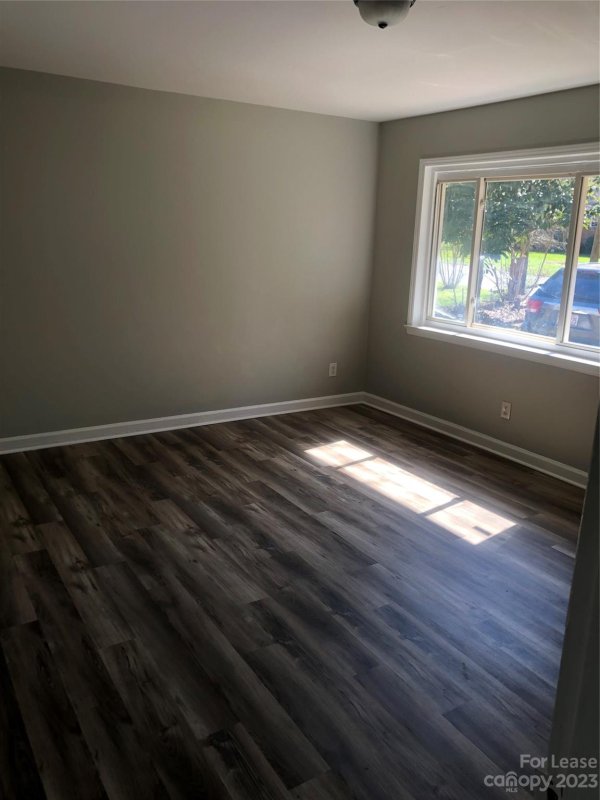 Property image 5 at 4139 Briarhill Drive, Charlotte, NC 28215