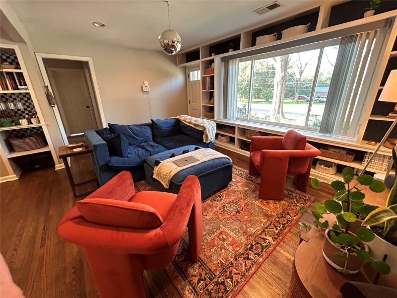 Property image 5 at 2716 Shamrock Drive, Charlotte, NC 28205