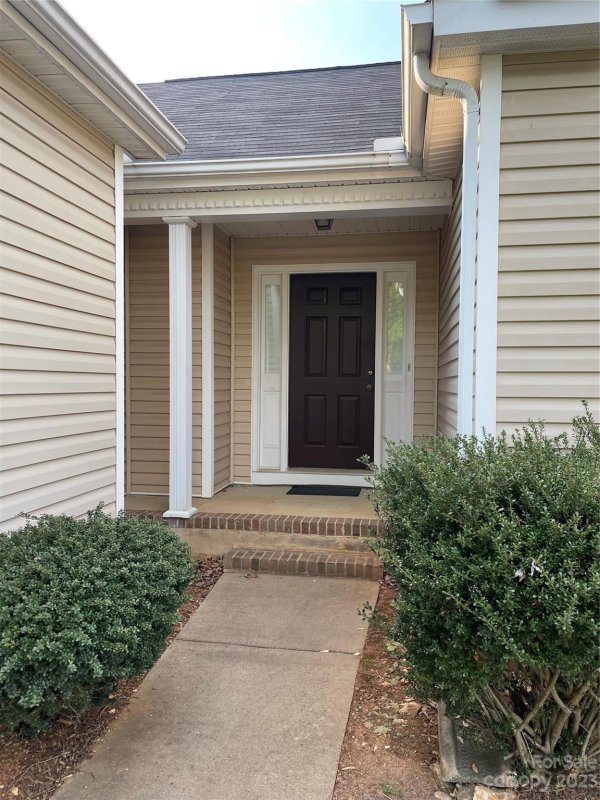 Property image 3 at 108 S Mulberry Court, Mount Holly, NC 28120