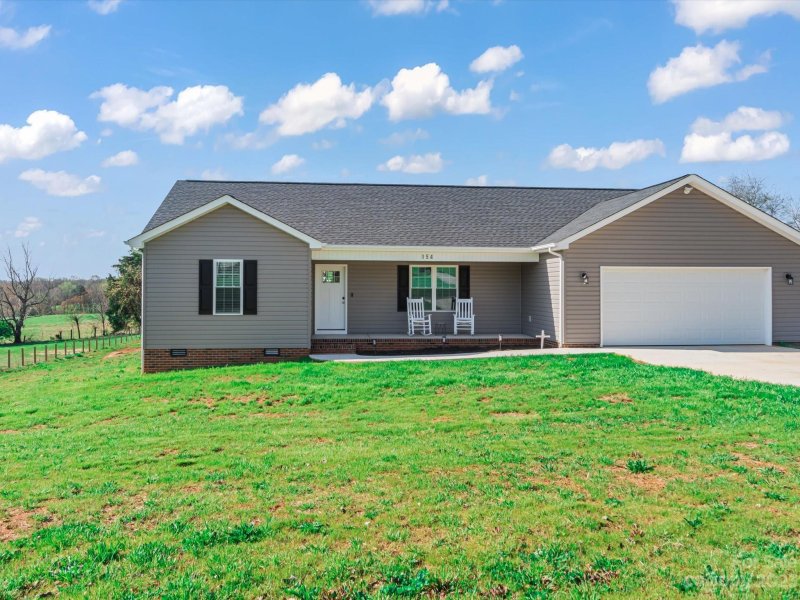 Property image 2 at 154 Stable Brook Lane, Taylorsville, NC 28681