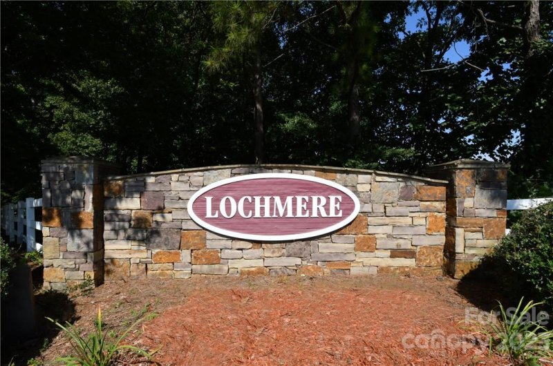 Property image 2 at 128 Vance Crescent Drive, Mooresville, NC 28117