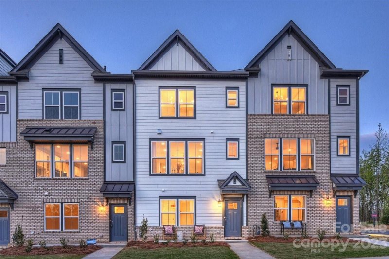 Property image 2 at 15016 Bayou Drive, Charlotte, NC 28277