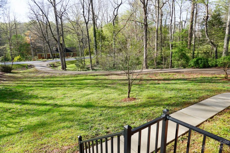 Property image 5 at 1444 Hardwood Circle, Newton, NC 28658