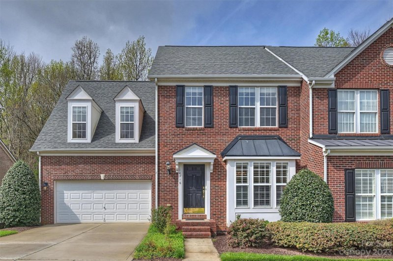 10316 Berkeley Pond Drive