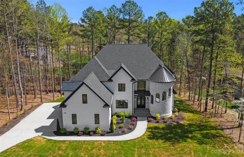 Property image 2 at 937 Fern Hill Road, Mooresville, NC 28117