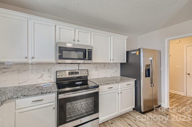 Property image 5 at 1409 Summer Coach Drive, Charlotte, NC 28216