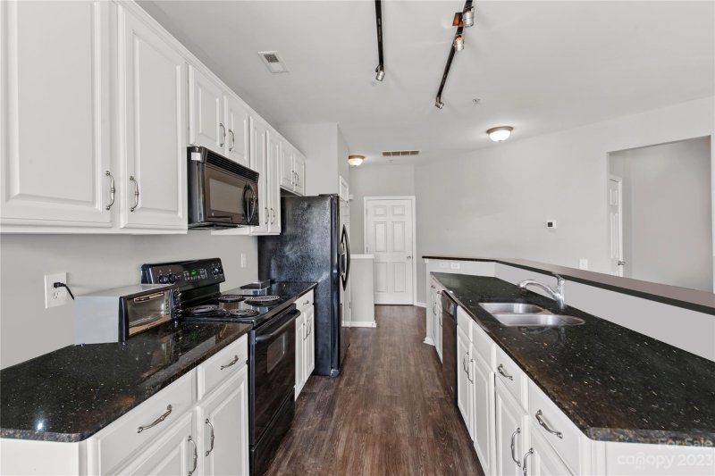 Property image 5 at 3264 Margellina Drive, Charlotte, NC 28210