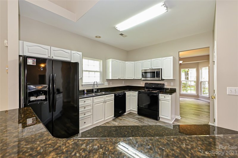 Property image 3 at 123 Northland Avenue, Mooresville, NC 28115