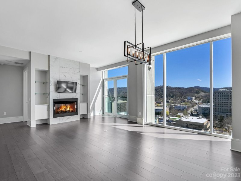 Property image 3 at 7 Patton Avenue, Asheville, NC 28801