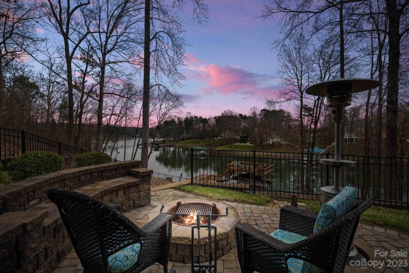 Property image 2 at 170 Normandy Road, Mooresville, NC 28117