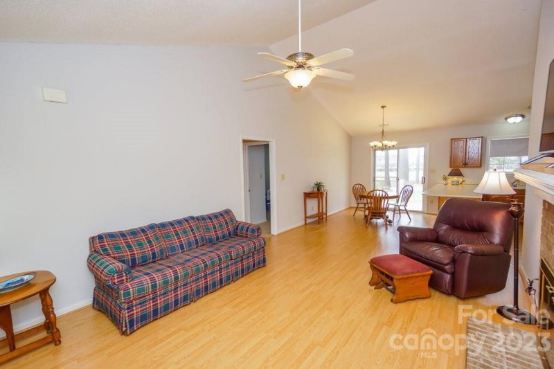 Property image 5 at 193 Valleybrook Drive, Denver, NC 28037