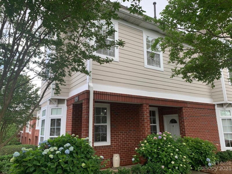 Property image 2 at 905 Central Park Circle, Davidson, NC 28036