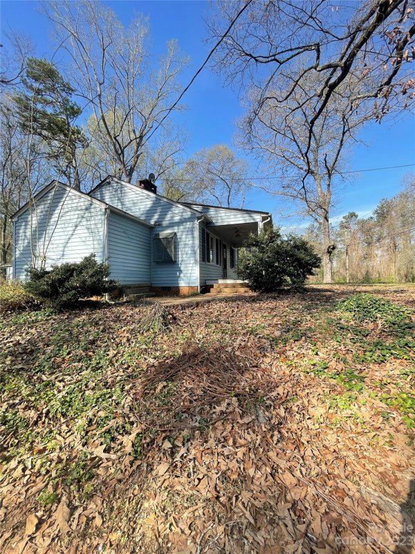 Property image 5 at 1010 Old Thompson Avenue, Lancaster, SC 29720